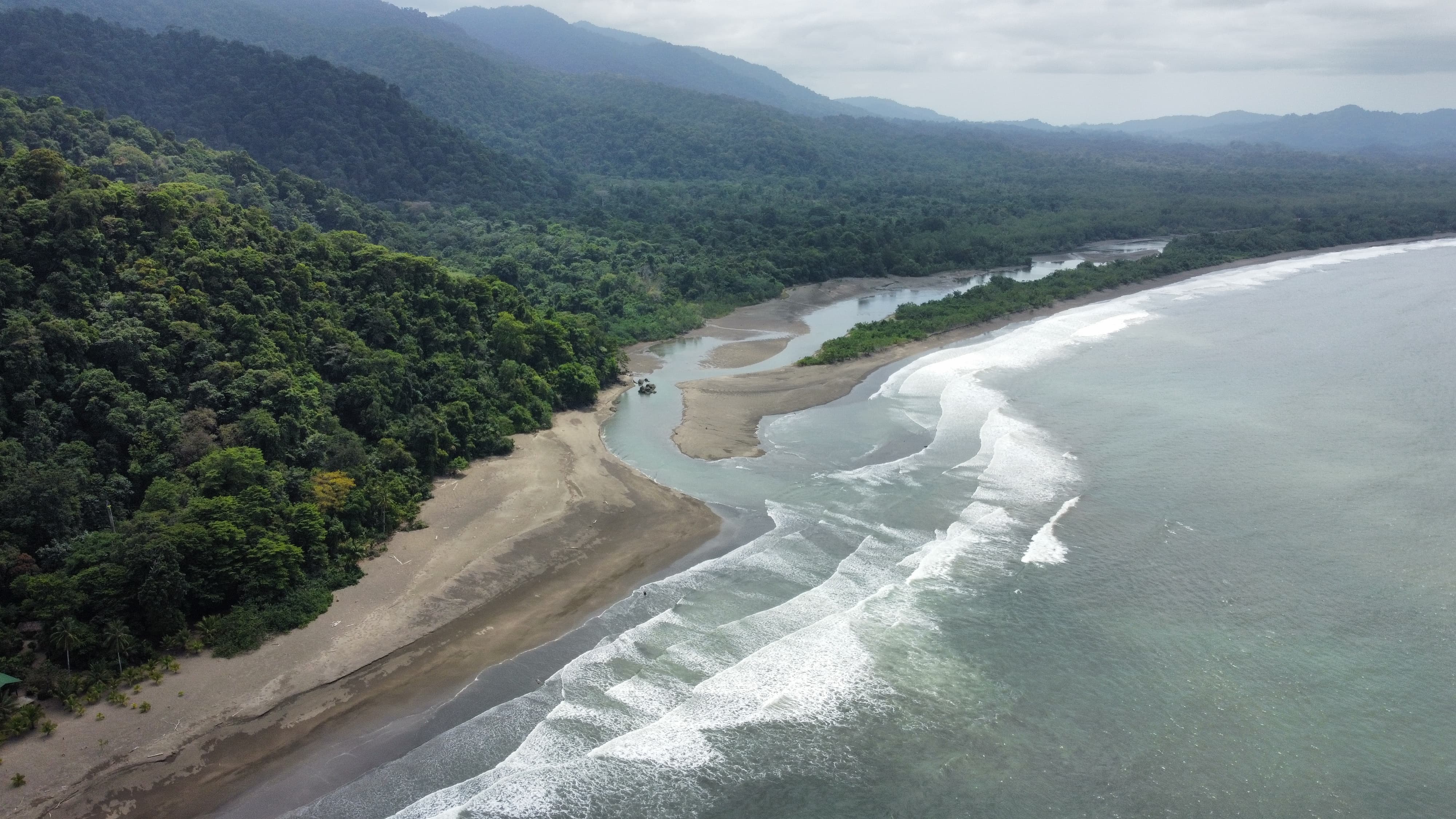 Vista aérea de la costa